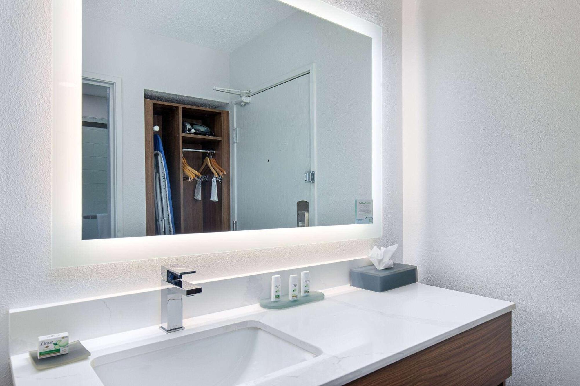 La Quinta By Wyndham Nashville Airport Zewnętrze zdjęcie